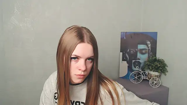 Snapshot of AliceFlirtt_ chatting on 19, 3, 2025 AliceFlirtt online show from 19, 3, 2025