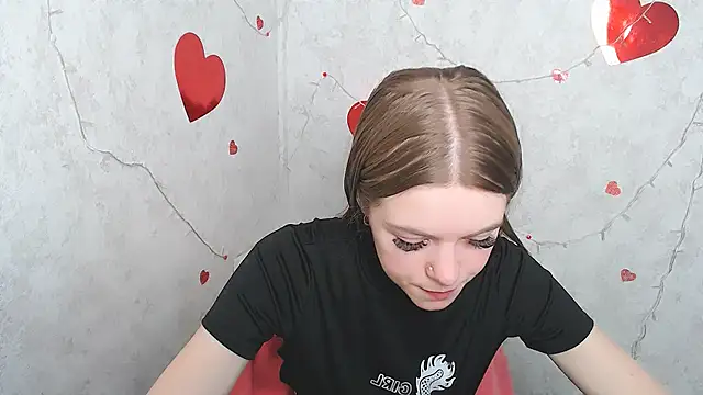 Snapshot of AliceFlirtt_ chatting on 20, 3, 2025 AliceFlirtt online show from 20, 3, 2025