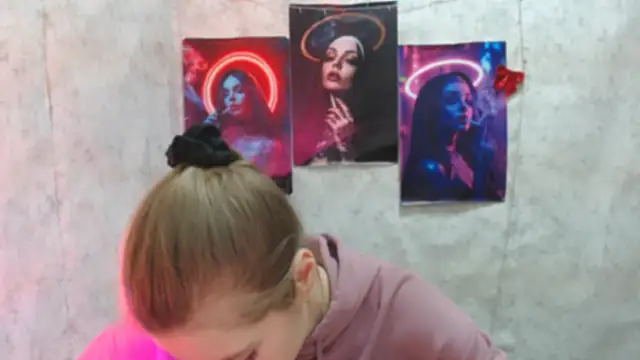 AliceFlirtt  online show from 18, 12, 2025