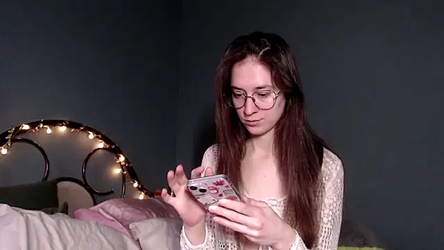 wow  kelly online show from 6, 11, 2025