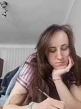 Snapshot of emeli_moon chatting on 28, 2, 2025 emeli moon online show from 28, 2, 2025