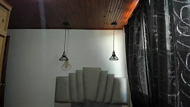 samantha  wilson online show from 28, 11, 2025