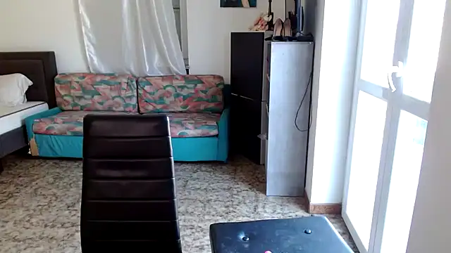 danasantoreal online show from 1, 4, 2026