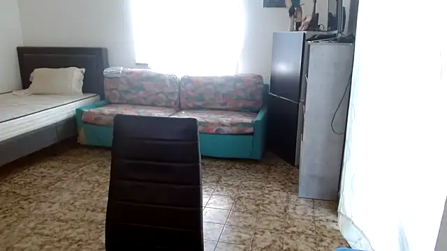 Snapshot of danasantoreal chatting on 20, 5, 2026 danasantoreal online show from 20, 5, 2026