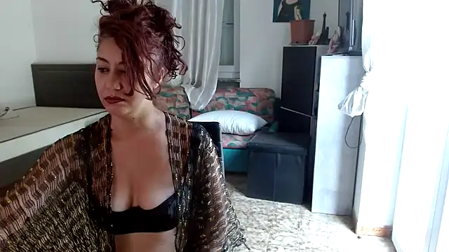 danasantoreal online show from 25, 7, 2026