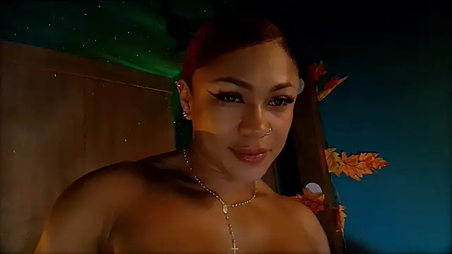 Snapshot of HeidiCox chatting on 31, 1, 2025 HeidiCox online show from 31, 1, 2025