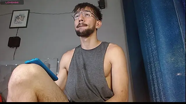 Snapshot of Mr_WhiteCock chatting on 16, 3, 2025 Mr WhiteCock online show from 16, 3, 2025