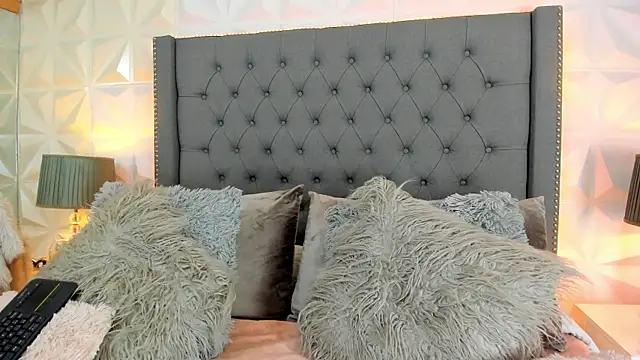 Snapshot of sarah_salis_ chatting on 16, 1, 2025 sarah salis online show from 16, 1, 2025