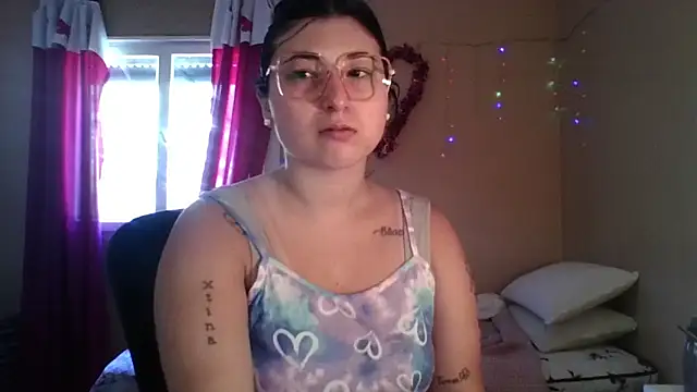 imsohornydacom online show from 7, 2, 2026