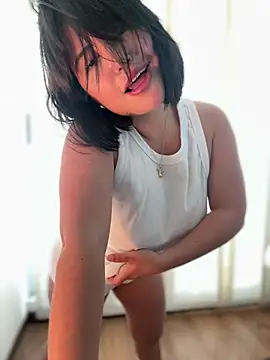 Snapshot of sukhakunis1 chatting on 18, 3, 2025 sukhakunis1 online show from 18, 3, 2025