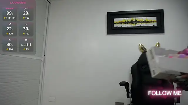 Snapshot of dayadubey_ chatting on 4, 3, 2025 dayadubey online show from 4, 3, 2025