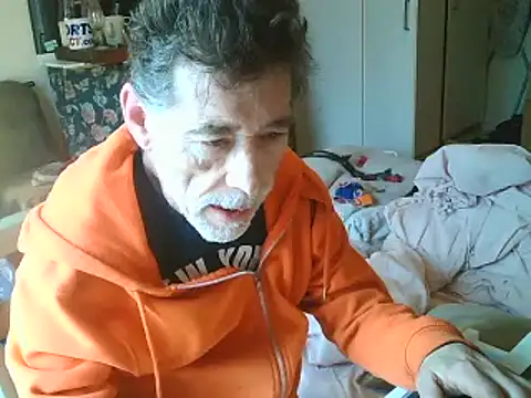 DaddyQuimHot online show from 4, 2, 2025