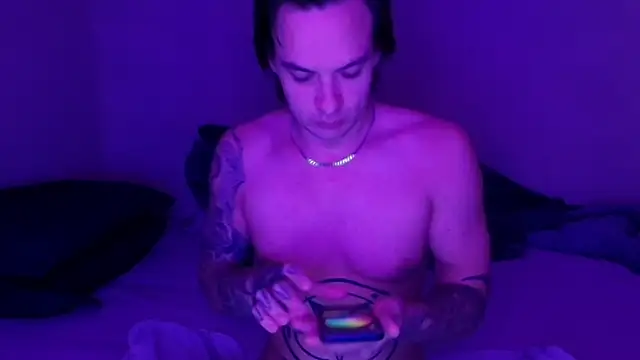 Snapshot of baphomet_from_ice chatting on 7, 10, 2025 baphomet from ice online show from 7, 10, 2025