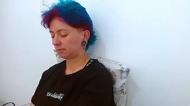 Snapshot of tomboyblue chatting on 26, 3, 2026 tomboyblue online show from 26, 3, 2026