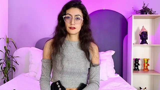 Snapshot of SophieGomez22 chatting on 7, 6, 2026 SophieGomez22 online show from 7, 6, 2026
