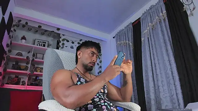 Couple muscle1 online show from 12, 3, 2026