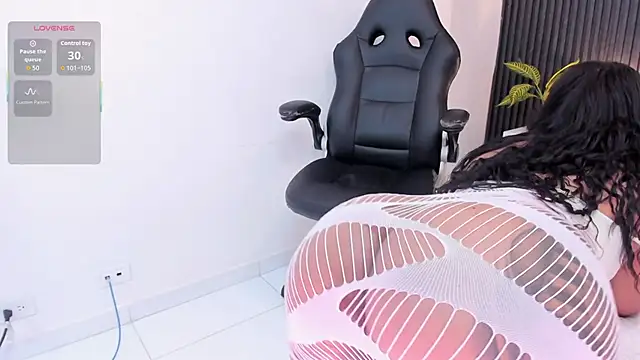 Snapshot of Madiee_Rhea chatting on 18, 2, 2026 Madiee Rhea online show from 18, 2, 2026