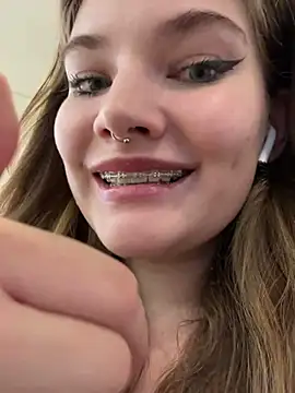 Snapshot of Holy_Tereza chatting on 8, 12, 2024 Holy Tereza online show from 8, 12, 2024