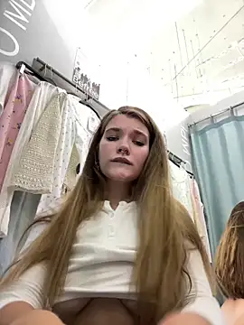 Snapshot of Holy_Tereza chatting on 4, 3, 2025 Holy Tereza online show from 4, 3, 2025