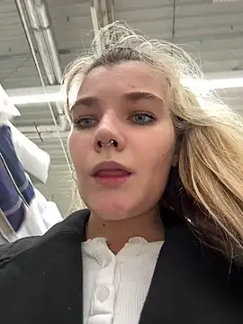 Snapshot of Holy_Tereza chatting on 5, 3, 2025 Holy Tereza online show from 5, 3, 2025