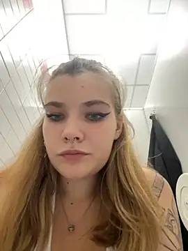 Snapshot of Holy_Tereza chatting on 20, 9, 2025 Holy Tereza online show from 20, 9, 2025