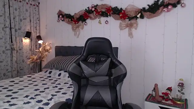 Snapshot of miawilson_1 chatting on 2, 12, 2024 miawilson 1 online show from 2, 12, 2024