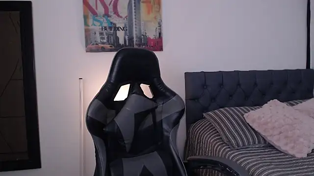 Snapshot of miawilson_1 chatting on 14, 9, 2025 miawilson 1 online show from 14, 9, 2025