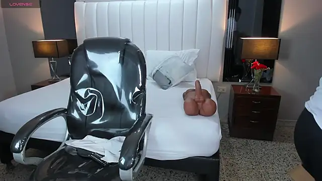 vanity sex online show from 5, 3, 2025