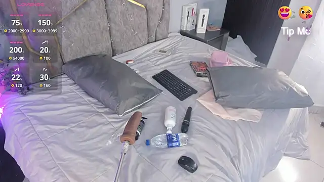 Katejordan online show from 5, 12, 2025