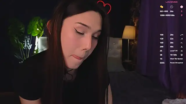 Kaia Sunshine Mia online show from 16, 2, 2025