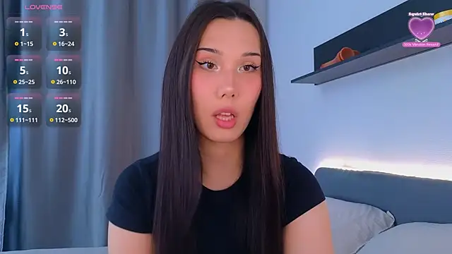 Snapshot of Kaia_Sunshine_Mia chatting on 19, 6, 2026 Kaia Sunshine Mia online show from 19, 6, 2026