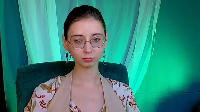Snapshot of Orianna_Fox chatting on 10, 10, 2025 Orianna Fox online show from 10, 10, 2025