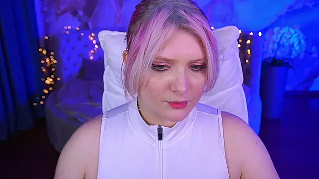 CoolTatis online show from 24, 10, 2025