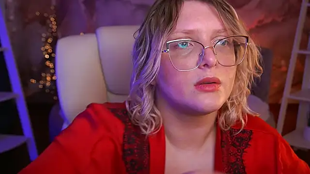 CoolTatis online show from 3, 3, 2026