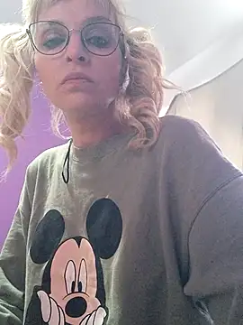 BritneyHudson online show from 2, 2, 2026