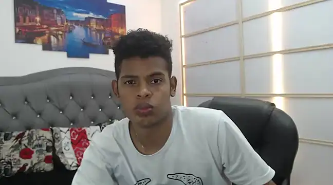 boylittle19cm online show from 2, 3, 2025