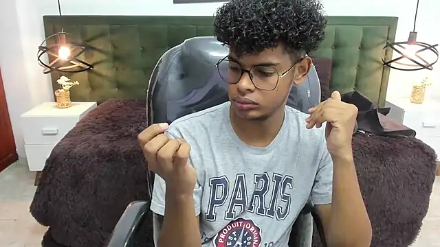 boylittle19cm online show from 28, 9, 2025