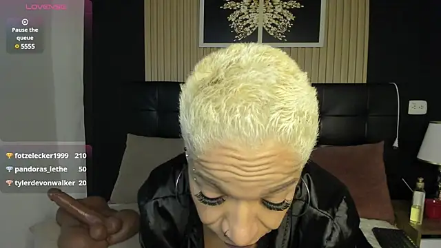 Snapshot of summer_night_ chatting on 27, 2, 2025 summer night online show from 27, 2, 2025