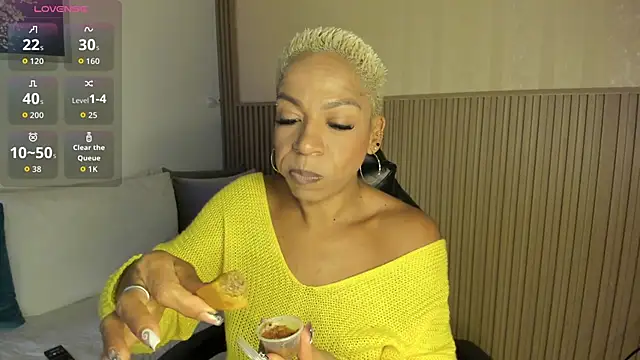 summer night  online show from 21, 10, 2025