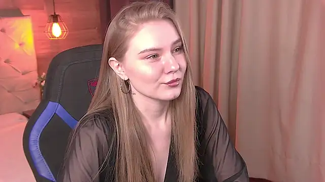 ValerieViolette online show from 13, 2, 2025