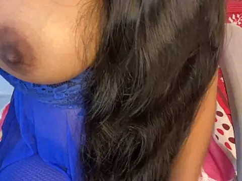Snapshot of roshni-5 chatting on 11, 5, 2026 roshni-5 online show from 11, 5, 2026