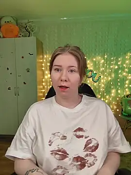 D0nna  online show from 11, 2, 2026