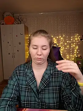 D0nna  online show from 7, 3, 2026