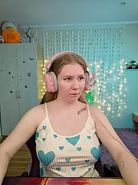 Snapshot of D0nna_ chatting on 2, 5, 2026 D0nna online show from 2, 5, 2026