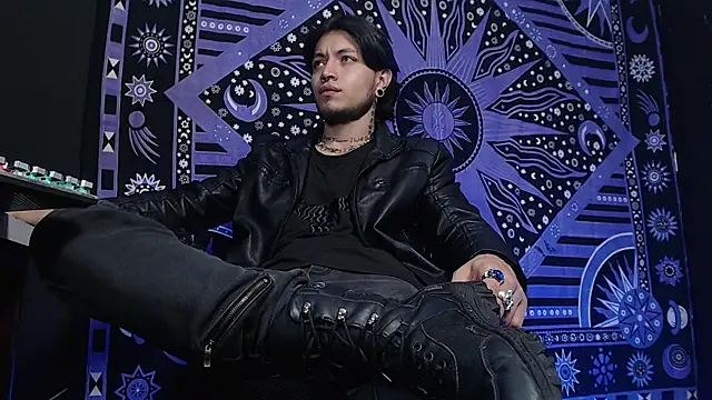 Dicaprioo  online show from 11, 2, 2025