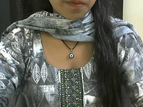 momo lov online show from 25, 9, 2025