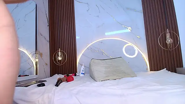 Snapshot of dahianthompson chatting on 26, 2, 2025 dahianthompson online show from 26, 2, 2025