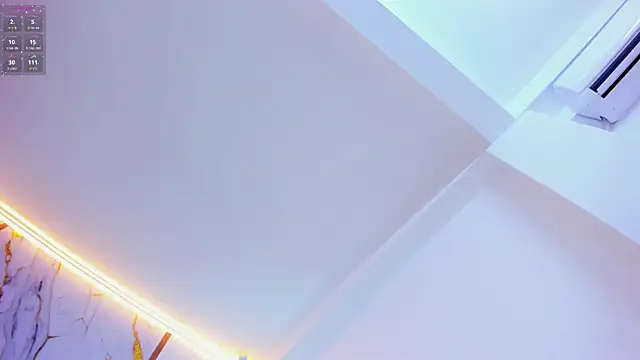 Snapshot of dahianthompson chatting on 9, 10, 2025 dahianthompson online show from 9, 10, 2025