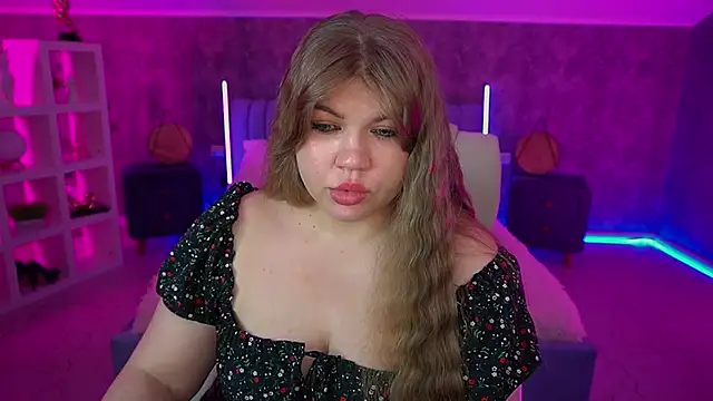 Snapshot of GabbieJay chatting on 16, 6, 2026 GabbieJay online show from 16, 6, 2026