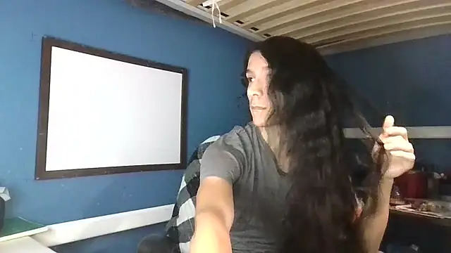 Flappywig online show from 5, 1, 2025